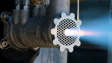 Hình cận cảnh thiết bị tuabin công nghệ cao của Arbor, với bề mặt kim loại được gia công tinh xảo