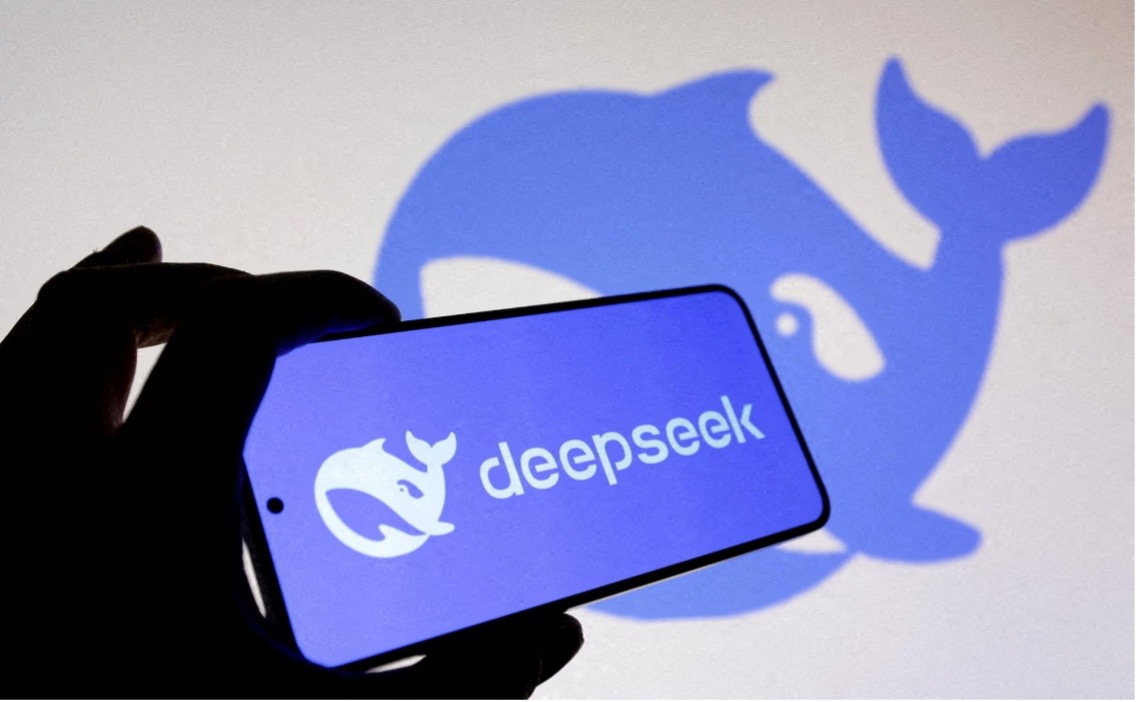 Logo DeepSeek trong ảnh minh họa.