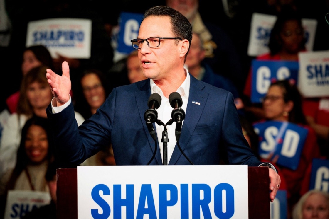 Thống đốc bang Pennsylvania Josh Shapiro phát biểu tại sự kiện khởi động chiến dịch tái tranh cử Shapiro-Davis ở Philadelphia, bang Pennsylvania, Mỹ ngày 8-1-2026